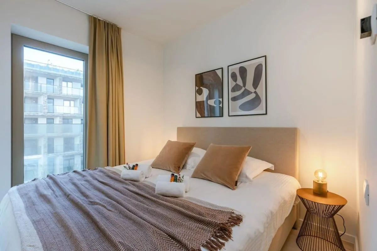 Huswell - Apartment With Terrace Close To The Sea Ostend Belgium